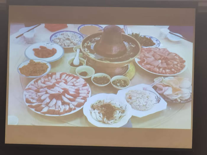 綿陽中旅行假日旅行社舉行胡楊林、南疆專列推薦會(huì)